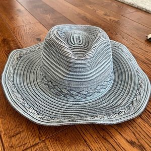 Four Buttons Wide Brim Hat